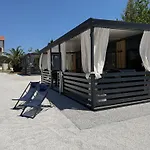 Mobile Homes Lavanda & Maslina Apartamento