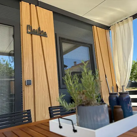 Mobile Homes Lavanda & Maslina Апартаменты *